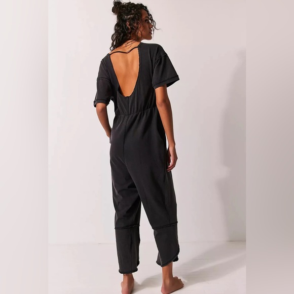 𝓯𝓹 Free People ~ Good Side Jumpsuit in Black - Picture 4 of 7